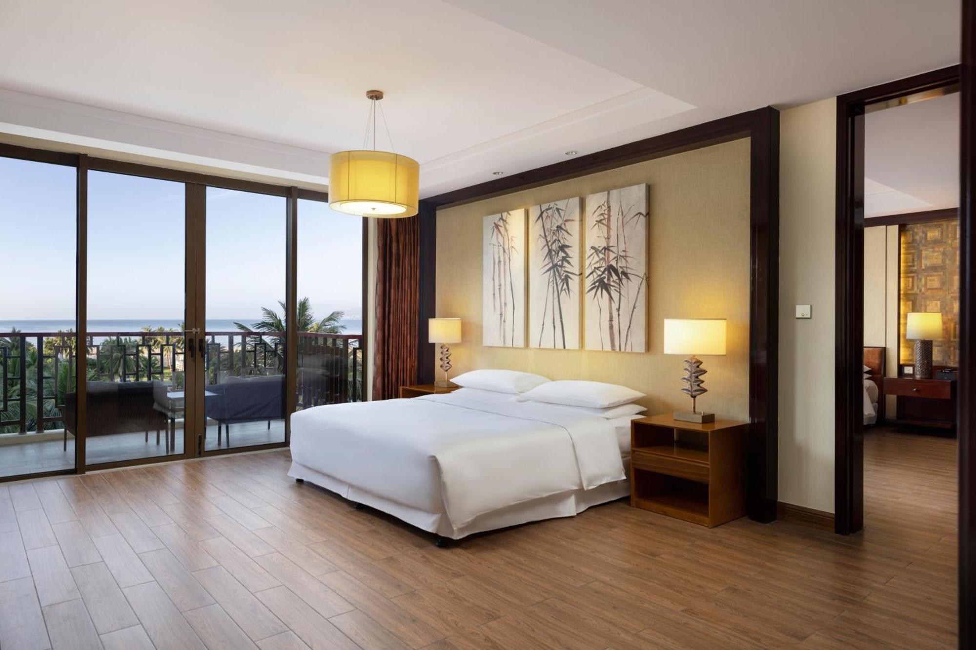 Sheraton Shenzhou Peninsula Resort Wanning Exterior foto
