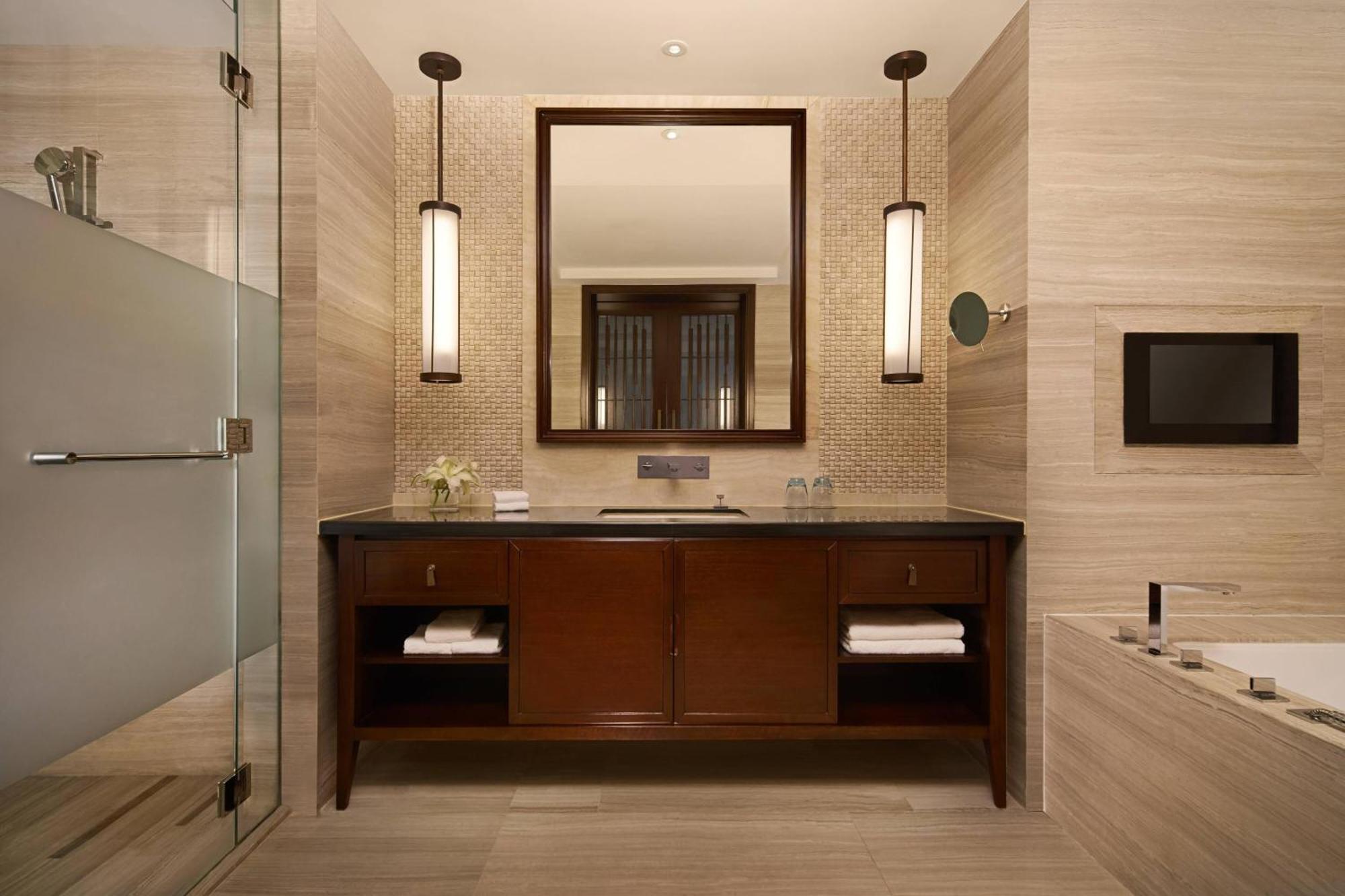 Sheraton Shenzhou Peninsula Resort Wanning Exterior foto